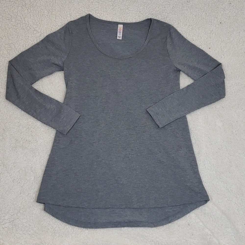 3💝 for $25 Long sleeve Lularoe Tee